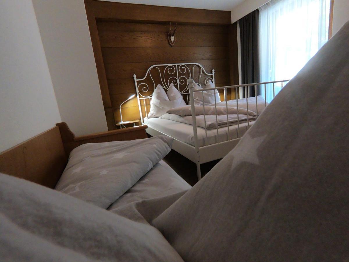 Pension Jagerhof - Sommercard Inkl - 5 Min Zum Hochzeiger Jerzens Exteriér fotografie