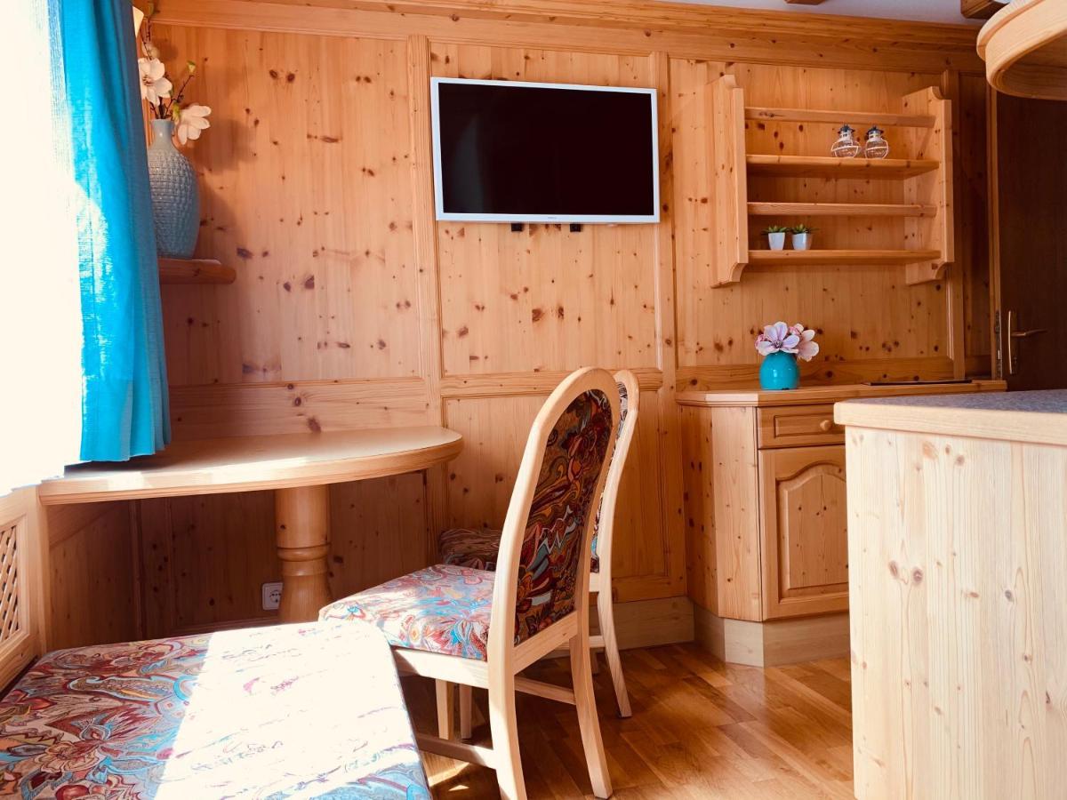 Pension Jagerhof - Sommercard Inkl - 5 Min Zum Hochzeiger Jerzens Exteriér fotografie