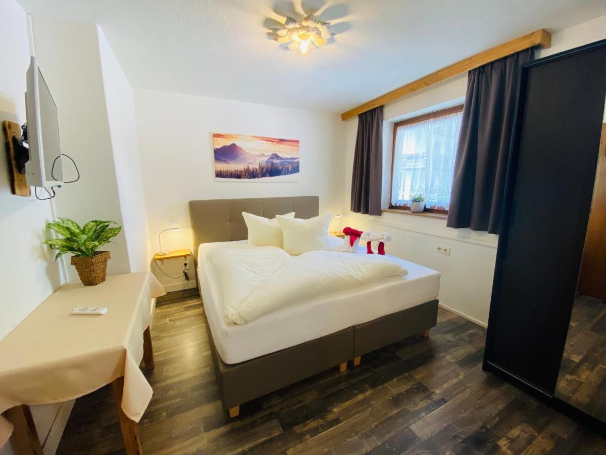 Pension Jagerhof - Sommercard Inkl - 5 Min Zum Hochzeiger Jerzens Exteriér fotografie