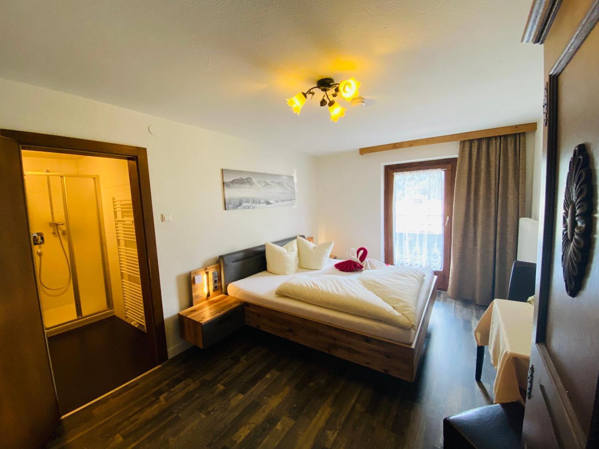 Pension Jagerhof - Sommercard Inkl - 5 Min Zum Hochzeiger Jerzens Exteriér fotografie