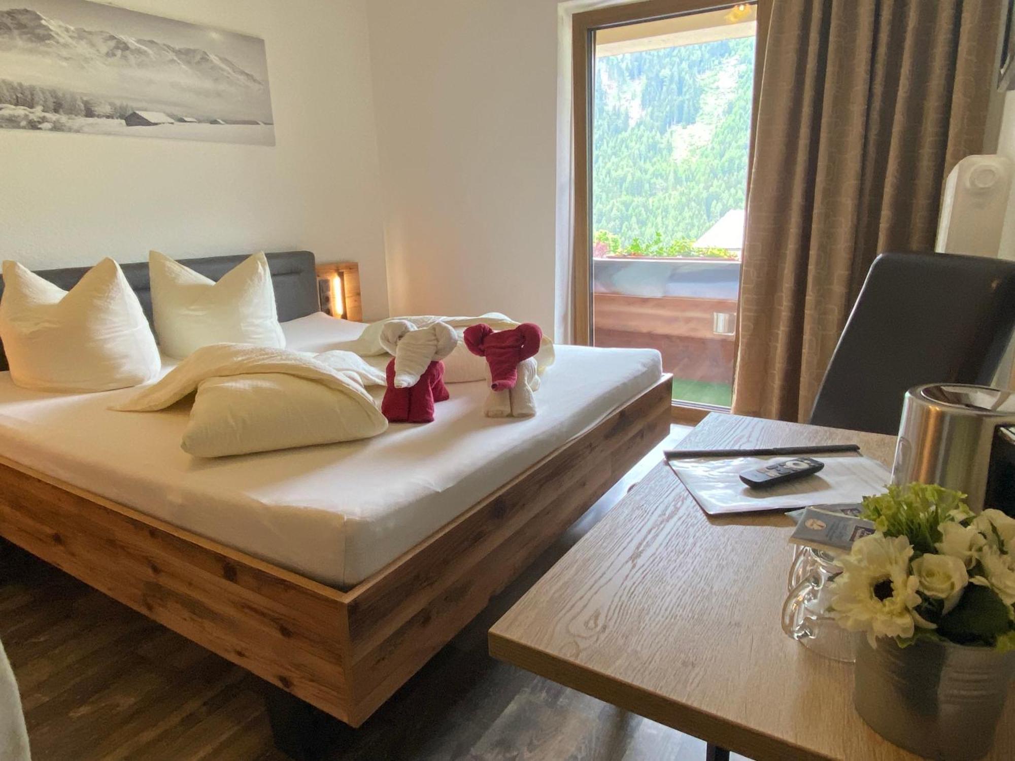 Pension Jagerhof - Sommercard Inkl - 5 Min Zum Hochzeiger Jerzens Exteriér fotografie